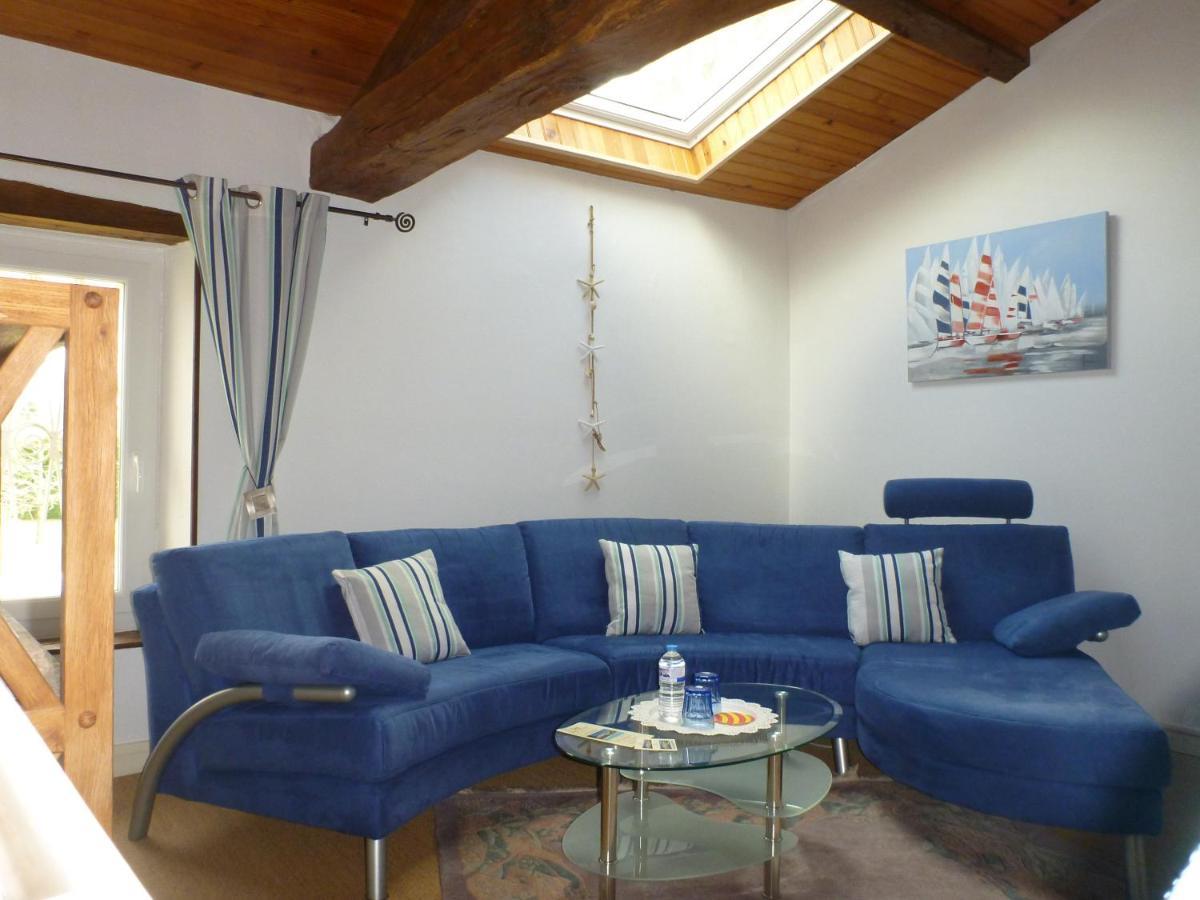 Bed and Breakfast Domaine Du Papillon Lesparre-Médoc Esterno foto